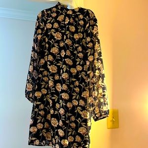 Long sleeve dress knee length